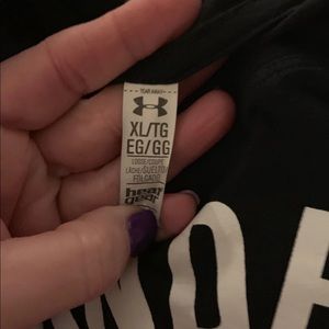 Cute long sleeve under armor T-shirt xl women’s